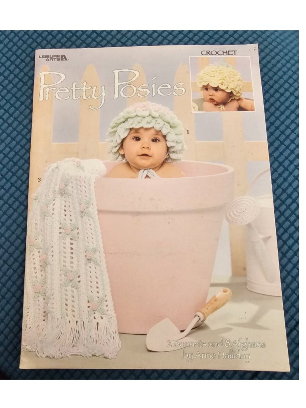 Leisure Arts Pretty Posies Crochet Anne Halliday 2 Bonnets 8 Afghans